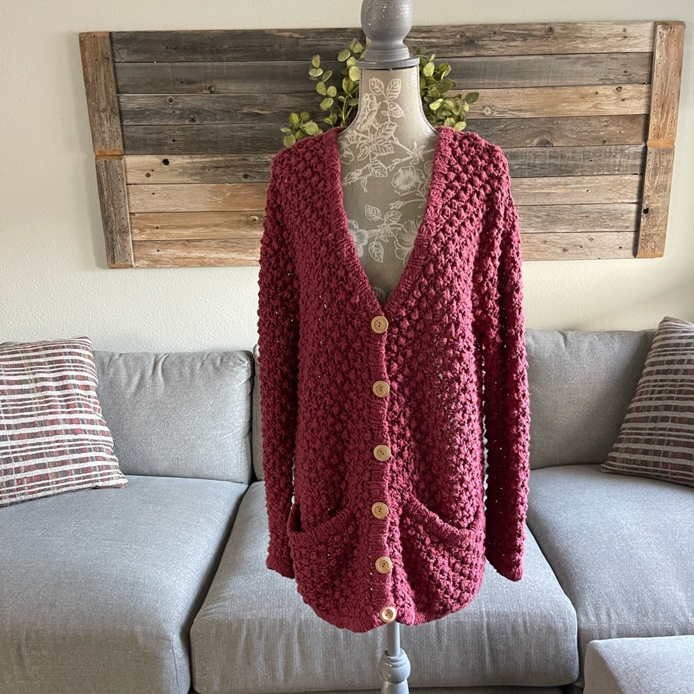 For Love & Lemons Oversized Cozy Knitted Sweater in Red Cranberry (S)